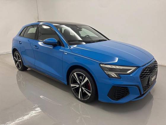 AUDI A3 2.0 40 TFSI MHEV SPORTBACK PERFORMANCE BLACK S-TRONIC
